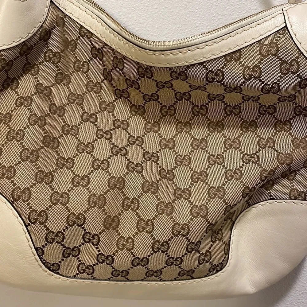 NWOT Gucci Authentic woman’s cloth and leather shoulder bag - Picture 3 of 15